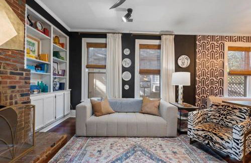 Large historical home w/ fire pit, chef kitchen. - Foto 6