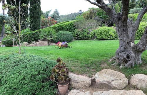 Beautiful apartment with pool terrace parking - Foto 37