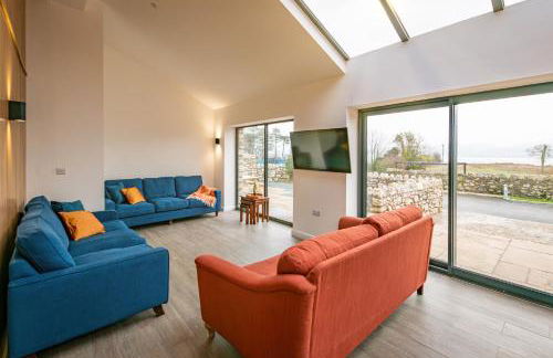 Great Orme- Seaside Cottage for 8 - Photo 9