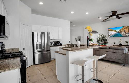 The Desert Gem Pool Spa Gated Home - Photo 20