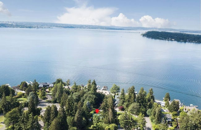 Private park in a cozy home next to I-90 huge yard - Foto 46