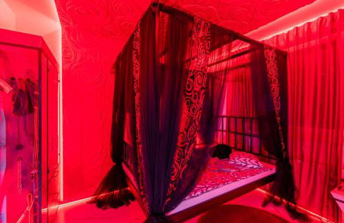 Jacuzzi - Love - BDSM - Extra Luxury - EV chargger - Valentine's Day - Red Room - Flexible SelfCheckIns 28 - Foto 45
