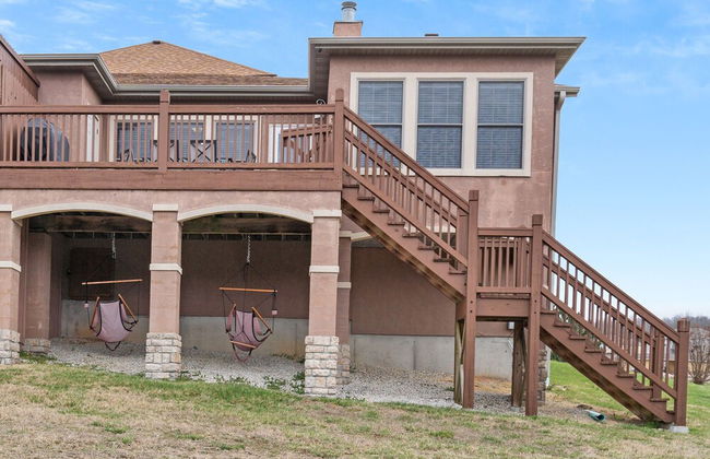 Mountain Top Villa - Photo 23