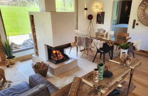 stylische Alpenlounge mit Pool, Blockhaus-Sauna und Jacuzzi für bis zu 12 Personen - Foto 35