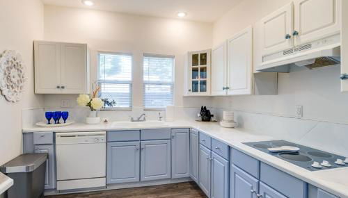 Near Family Fun! Centrally Located Indy Charmer - Foto 2