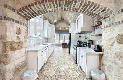 Luxury Spanish Style Getaway - Foto 32