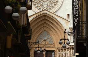 Piso Exclusivo con 5 Dormitorios en el Corazón de Tarragona - Foto 28