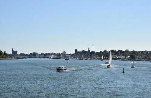 Apartment 25 - Photo 14