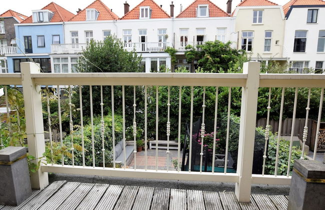 Quietly Located Mansion Near the Centre of The Hague - Foto 4