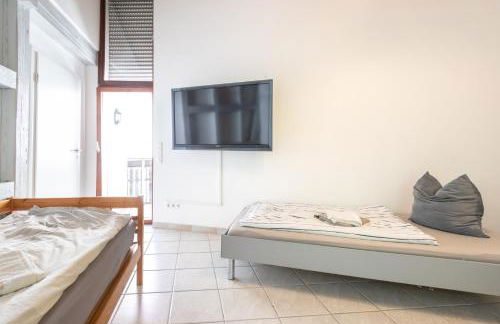 Arbeitnehmerunterkunft I 3 Betten I Balkon I eigene Küche & Bad - Foto 21