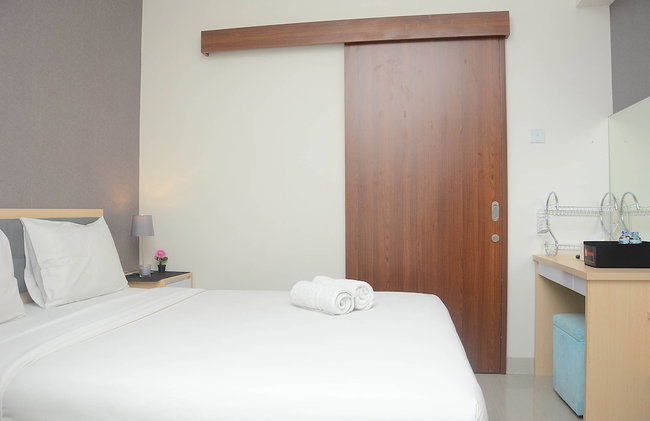 Cozy Stay 1BR at Grand Kamala Lagoon Apartment - Foto 2