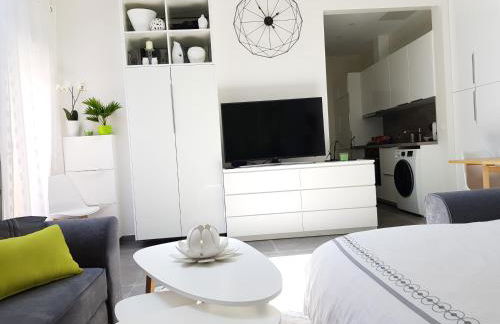 Super Studio cosy - a 10 min de CDG aéroport - a 30 min de Paris - a 10 min du salon d'expo Villepinte - Foto 3