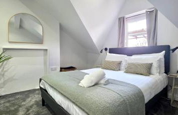 Claude Road Apartments by Switchback Stays - Photo 32