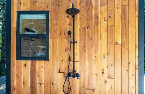 Luna Nook-Cabin with tub Queen Bed & pullout sofa - Foto 6