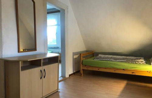 Ahmed Al-Hamadani - Photo 14