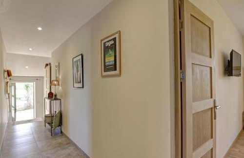 Gîte moderne avec parking sécurisé et jardin privé - FR-1-496-316 - Foto 11