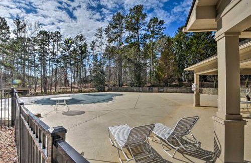 Resort-Style Condo with Balcony on Lake Keowee - Foto 42