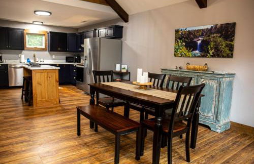 Sunset Views & Mountain Getaway, 4 Min to Downtown - Foto 17