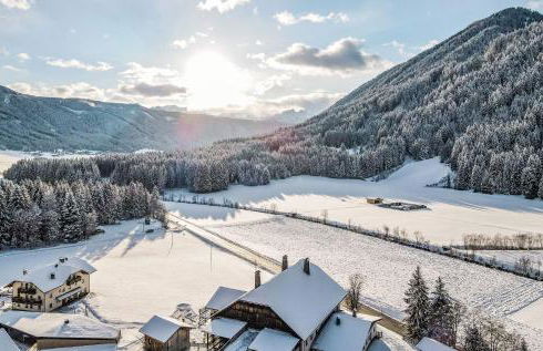 Stacherhof - Photo 1