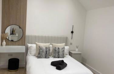 The Lodge Hideaway in Cowes - Photo 4