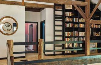 Unique Fully Restored Landmark Barn in Hudson - Foto 60