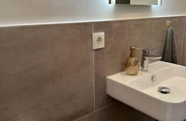 Moderne schicke Dachgeschosswohnung 15 min bis Düsseldorf - Foto 20