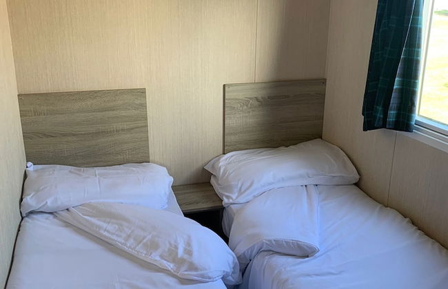 Seaside Retreat - Golspie Cabin - Photo 2