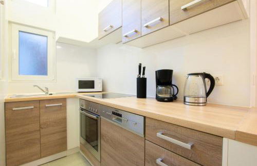 Tolstov Apartments - 1 or 3 Room Apartments - 20 Min Messe DUS and Old Town DUS - Foto 19