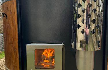 Pet friendly Cotswold Cottage with hot tub and swimming pools - Foto 3