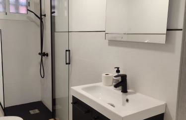 Sea View Apartment - 5 Min Walk to Gibraltar - Foto 25