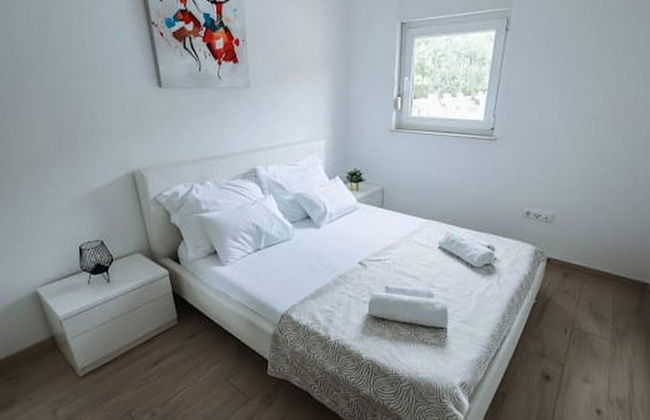 Exclusive Elegant Villa With Pool in Kastel Novi - Foto 5