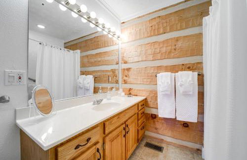 Panoramic Mtn Views Spacious Tennessee Home! - Foto 15