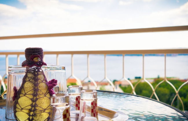 Scenic and Sunny Apartments With Sea View and Balcony - Foto 16