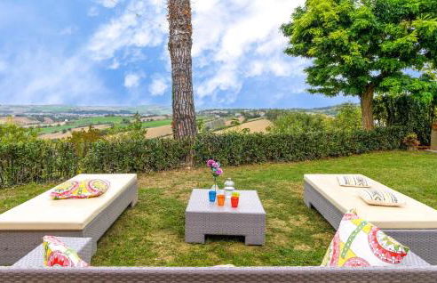 3 Bedroom Amazing Home In Montelabbate - Photo 22