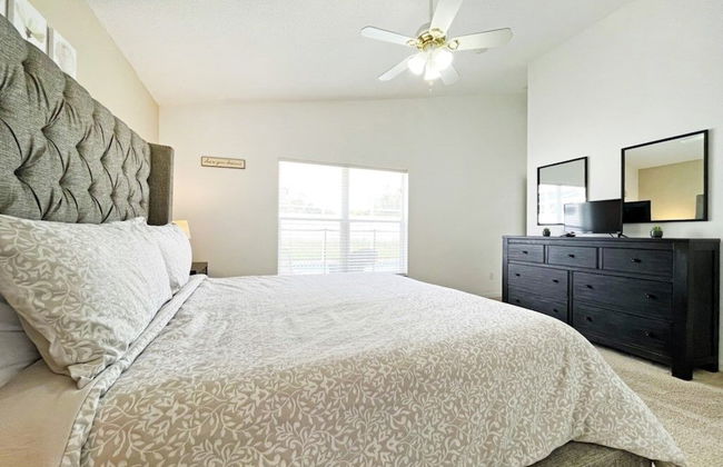 Bloomingdale Villa 4 Bedroom Home by RedAwning - Foto 9