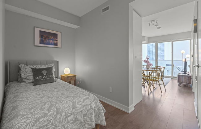 Teahouse Condos in Downtown Toronto - Photo 21