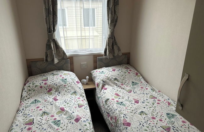 Felixstowe Chimo Caravan 8 Sleeps 5 min to Beach - Foto 2