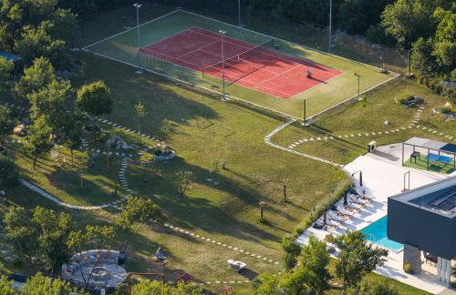 Villa Nella Foresta with private 66sqm heated pool, Whirlpool, Tennis court, Gym, Billiards, 4 en-suite bedrooms - Foto 43