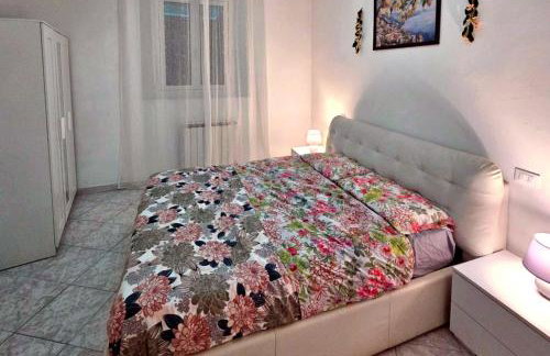 Good Night Big Family Apartment with terrace - 5 min from station, Independent entrance - Foto 2