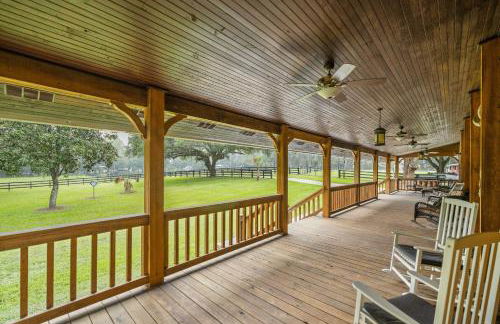 Tranquil Suite with Porch Less Than 2 Mi to Cedar Lakes! - Foto 24