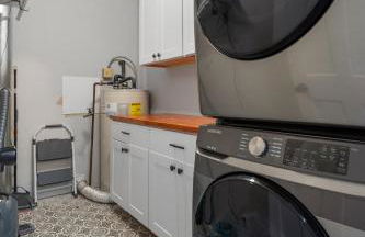 Cozy A-Frame Retreat - Hot Tub, Forest Views - Photo 13