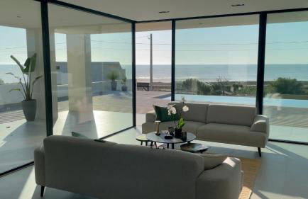 Exclusive Beach House with full sea view, Luxury and Comfort by the Sea - Foto 12