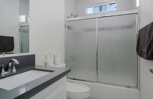 Comfy 4BR home near Korea Town - Foto 18