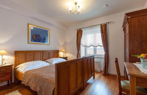 Your Family Oasis by the Sea Villa Mir Vami, heated pool - Photo 28