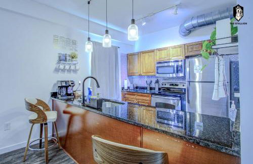 The Stallion #305 - Walk to Attractions - Modern Spacious 1BD Loft in Memphis Downtown - Foto 7