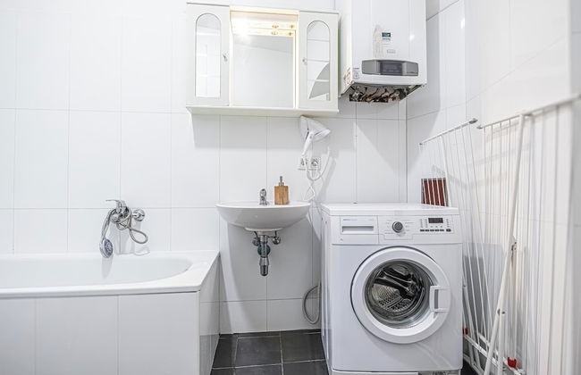 Cozy Room Near U6 Dresdner Subway Line - Foto 41