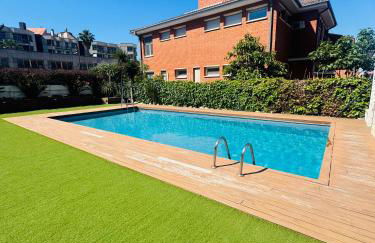 Elegante piso de sueños con piscina - Foto 12