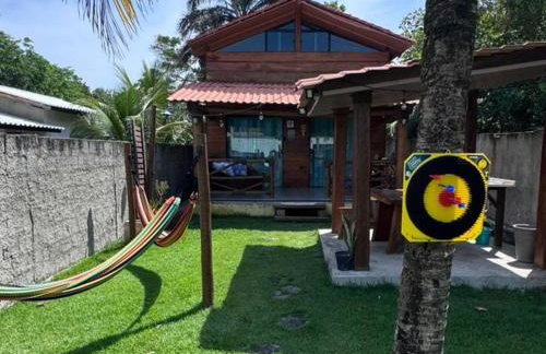 Chalé de Madeira, a 60m do mar em condomínio - Foto 9