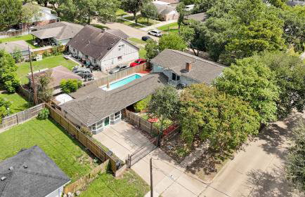 Home for summer with pool, pool table, outdoor kitchen,patio and balcony - Foto 72