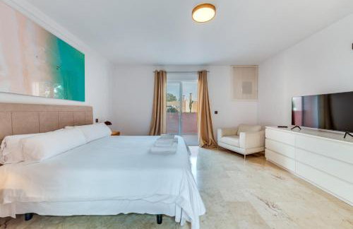 Fantastico Atico duplex en primera linea de golf - Foto 57